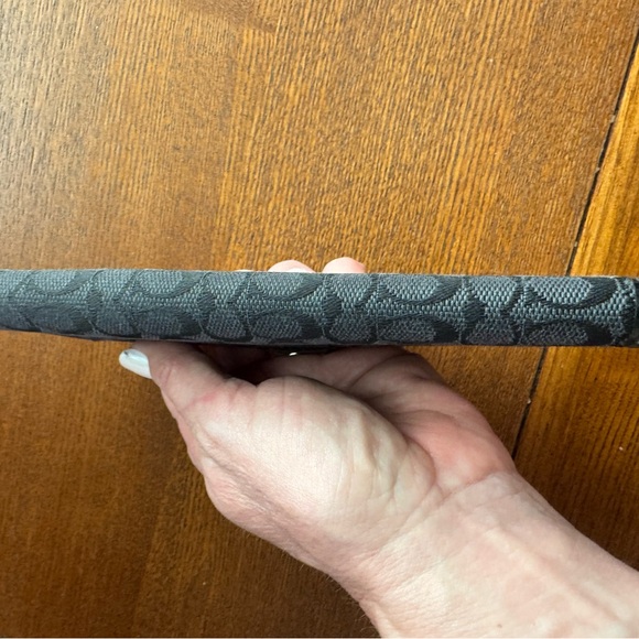 Coach Signature Black Canvas Slim Wallet W/ Patent Leather Trim - Picture 5 of 15